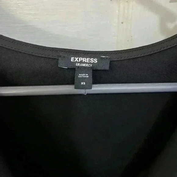 NWT Express silky flowy bodysuit in black size extra small - Picture 7 of 7